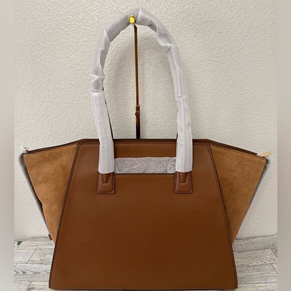 Michael Kors Avril Extra Large Tote NWT - Picture 2 of 13